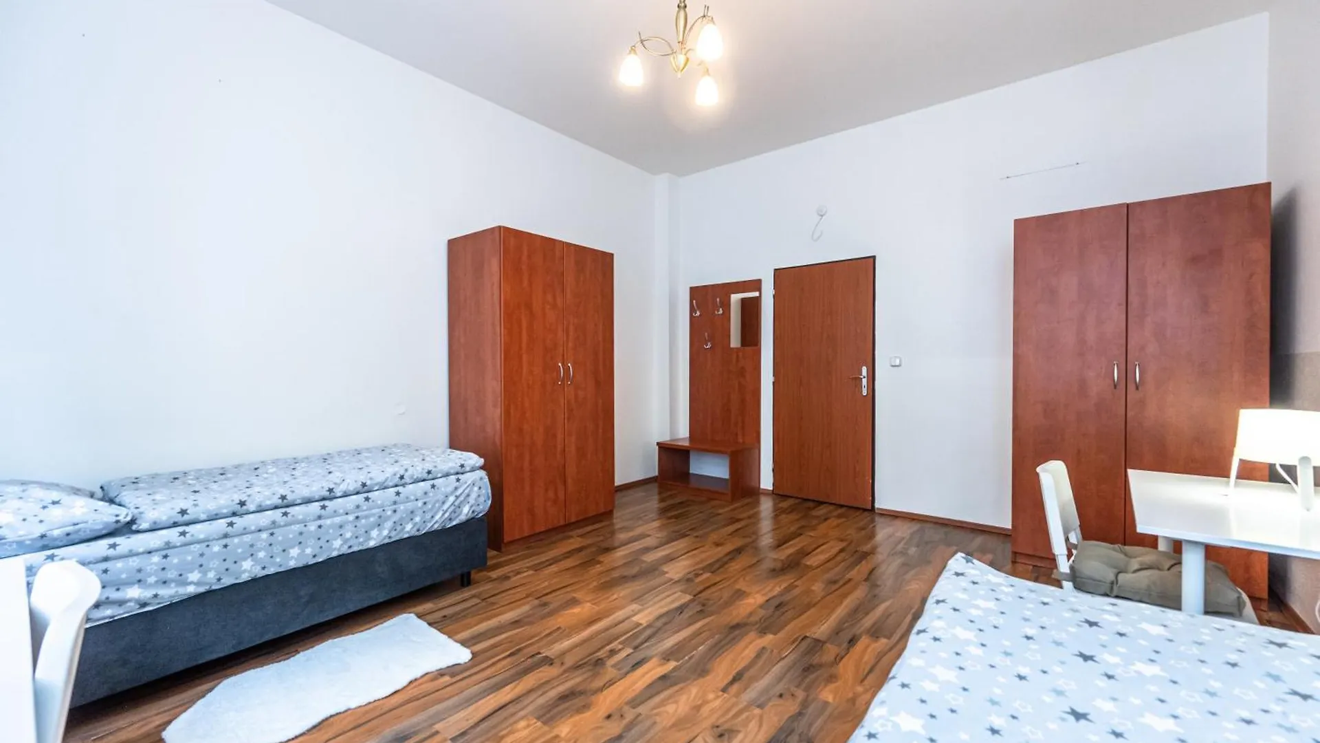 Apartments Kamenicka 23 Praga