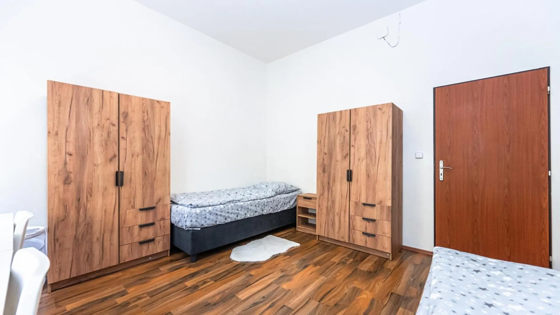 Apartments Kamenicka 23 Praga